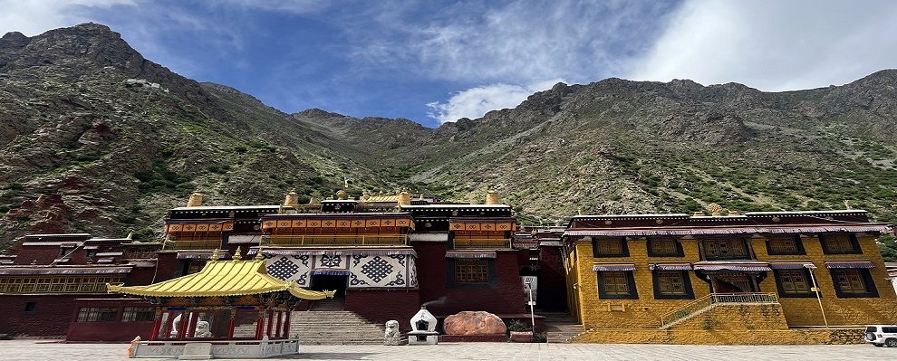 Tsurphu monastery in Tibet