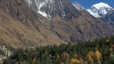 manaslu trek